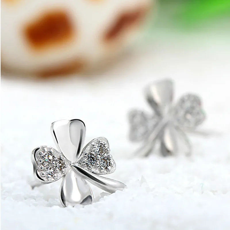 Hot Sale 925 Sterling Silver Heart Earring brincos pendientes Lucky Clover Stud Earring For Women Gift oorbellen S-E55