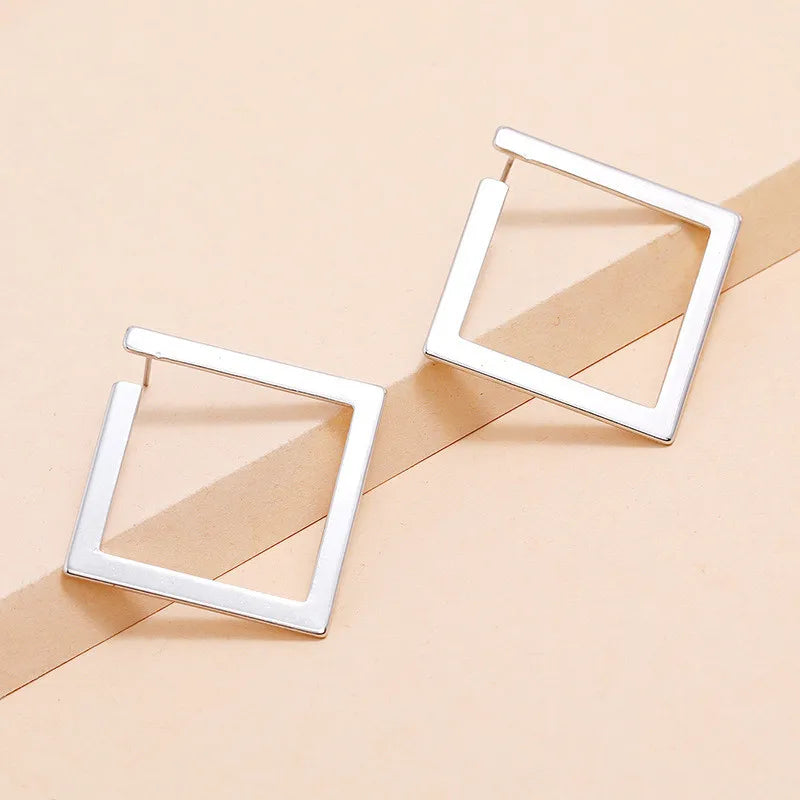 Retro Minimalist Square Earrings Irregular Stud Earrings New Exaggerated Cold Wind Fashion Earring for Women Opening Accessories